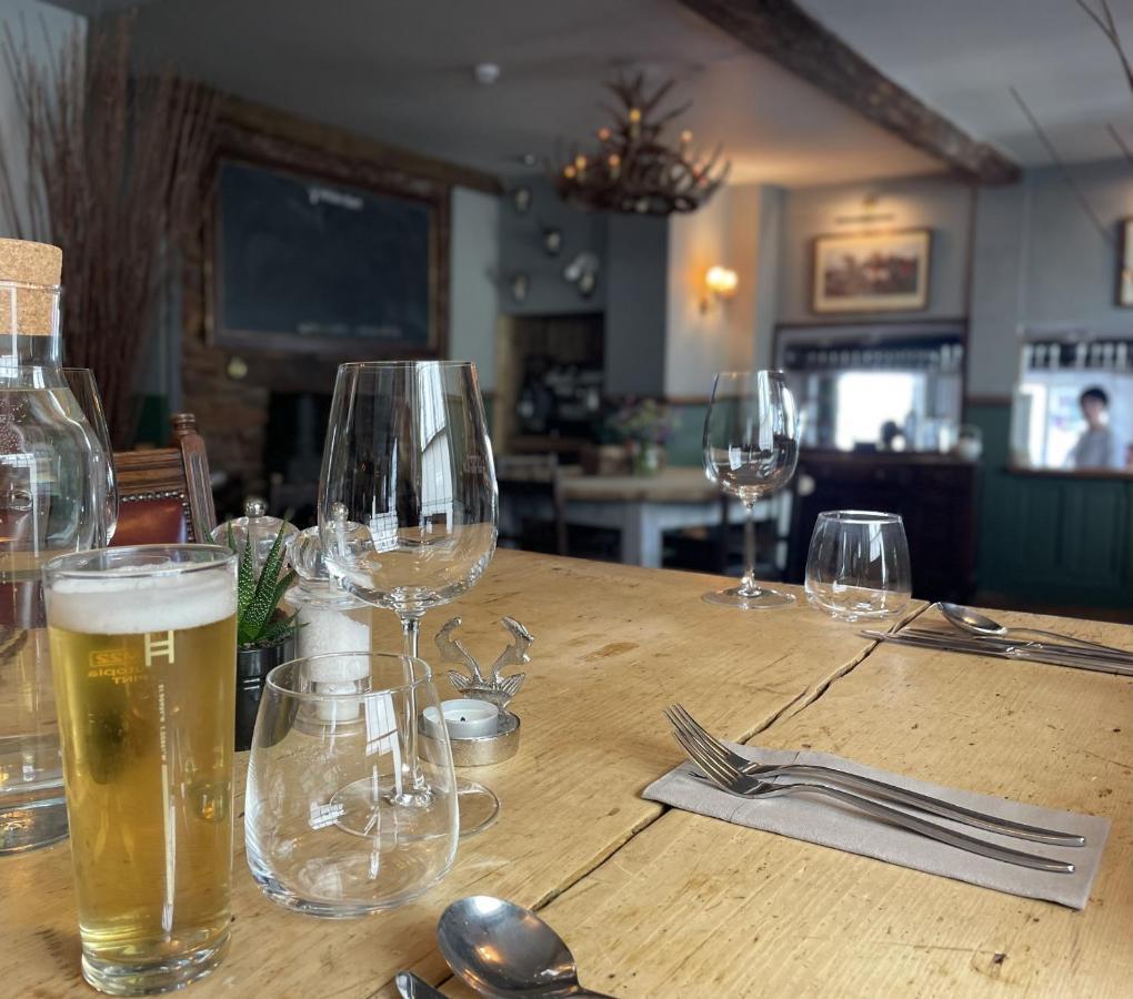 White Hart Hotel Wiveliscombe Eksteriør billede